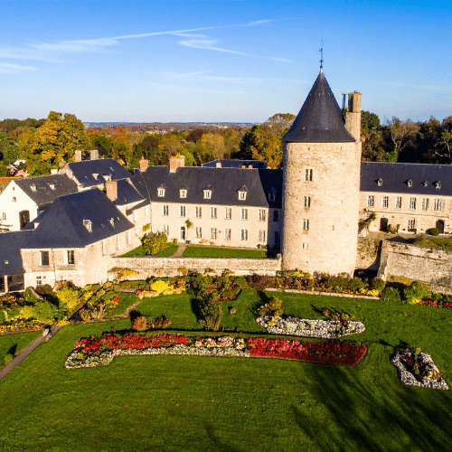 visites de châteaux avec un chien pendant les vacances