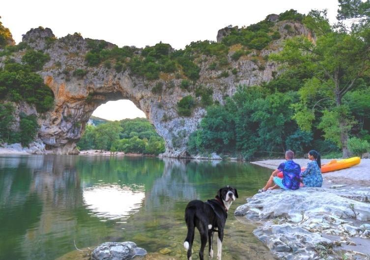 Des vacances en Ardèche avec votre chien