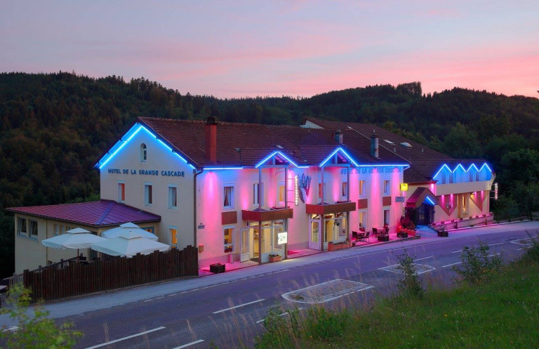 vacances, gîte, hôtel, restaurant, chiens, cascade, nature, Le Tholy, Vosges, Grand-est