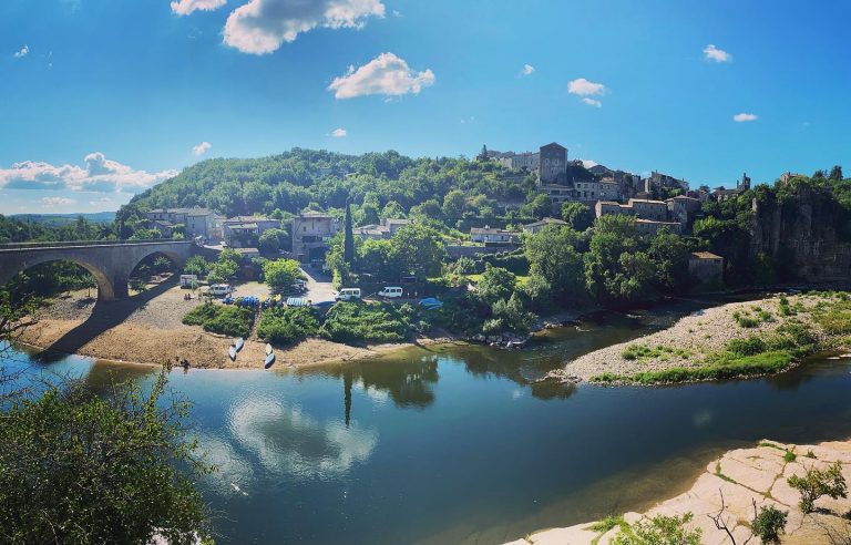vacances gite chiens ardèche