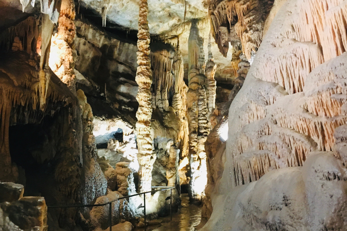 Les Grottes de Presque