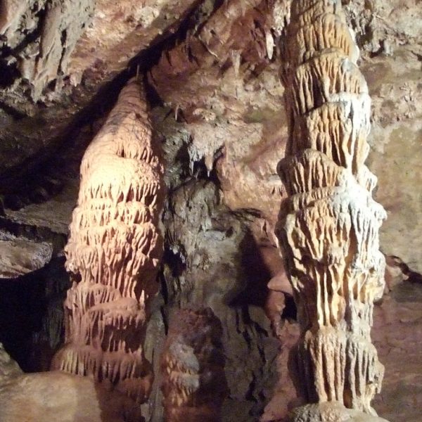 Die Höhlen von Almost