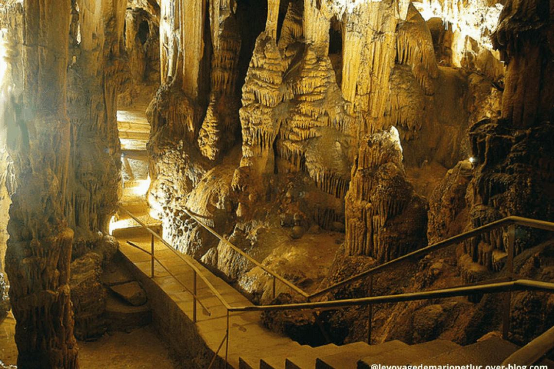 Grotte de Limousis