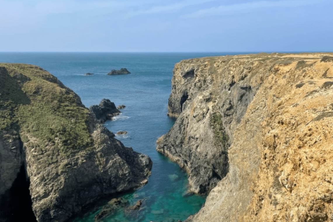Balade aux Aiguilles de Port Coton