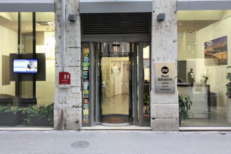 Best Western Lyon Saint-Antoine – photo 1