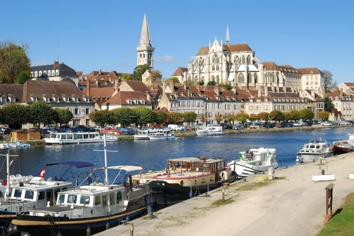 Le Camping Les Confluents de Migennes