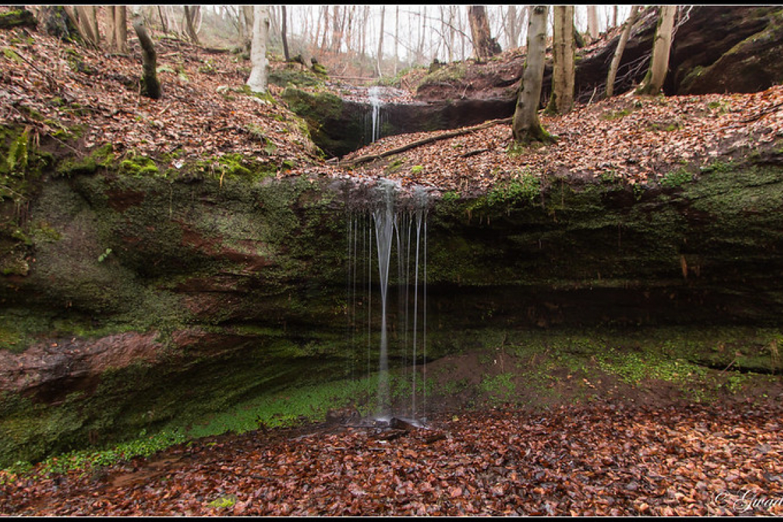 Sentier des Grottes & cascade des Ondines