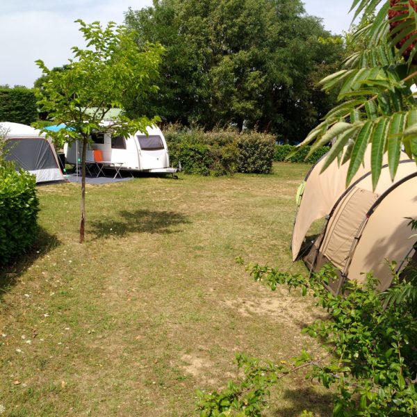 Campingplatz La Chataigneraie - Blumencampingplätze