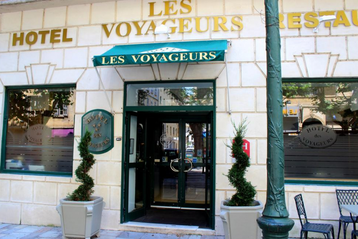 Hôtel Les Voyageurs