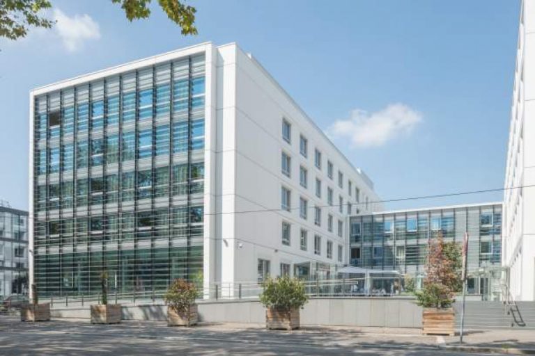 Hôtel Lyon-ouest – photo 1