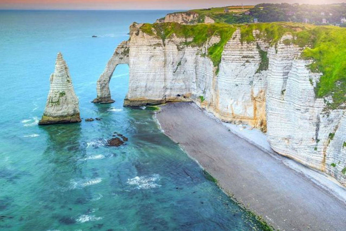 Les Falaises d’Etretat