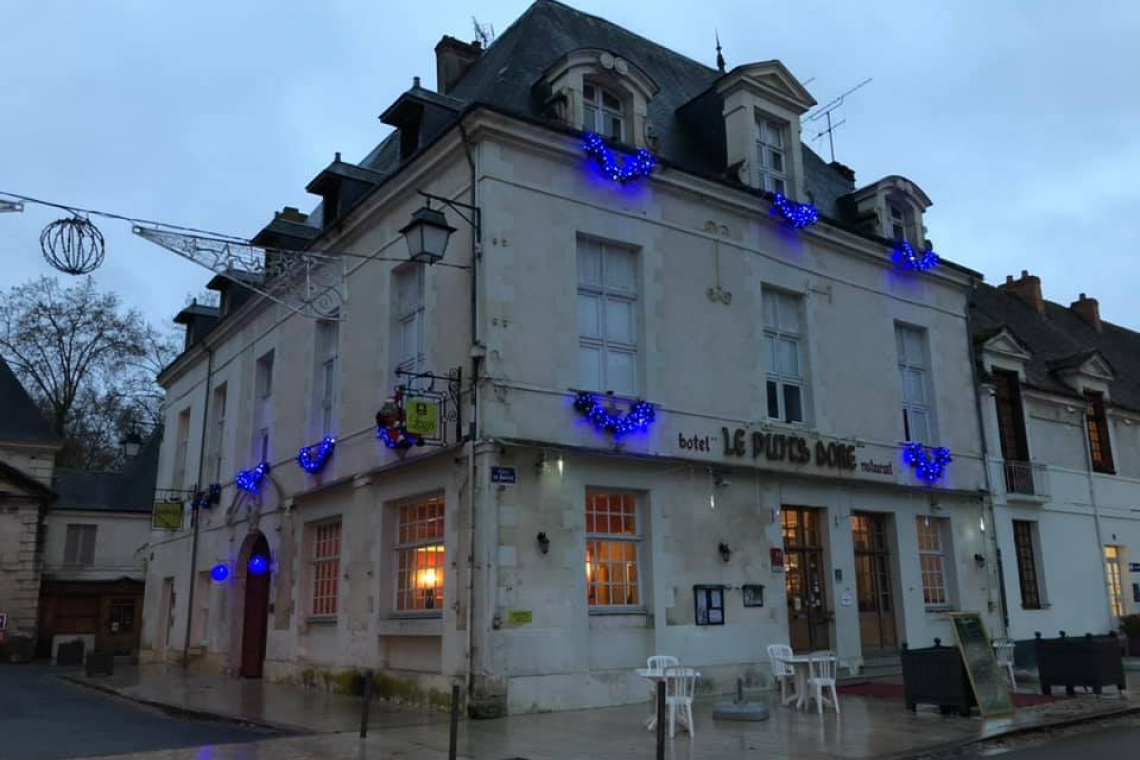 Logis Hôtel le Puits Doré