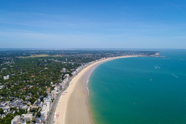 Aller à La Baule Escoublac avec son chien, quoi faire à La Baule Escoublac avec son chien, plages autorisées aux chiens à La Baule Escoublac, où loger avec son chien à La Baule Escoublac