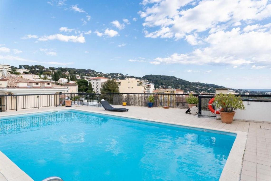 Hôtel Adonis Cannes