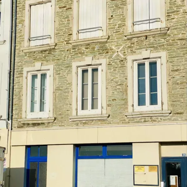 Le Hublot de Cherbourg en Cotentin dans la Manche animaux acceptés - EmmèneTonChien.com