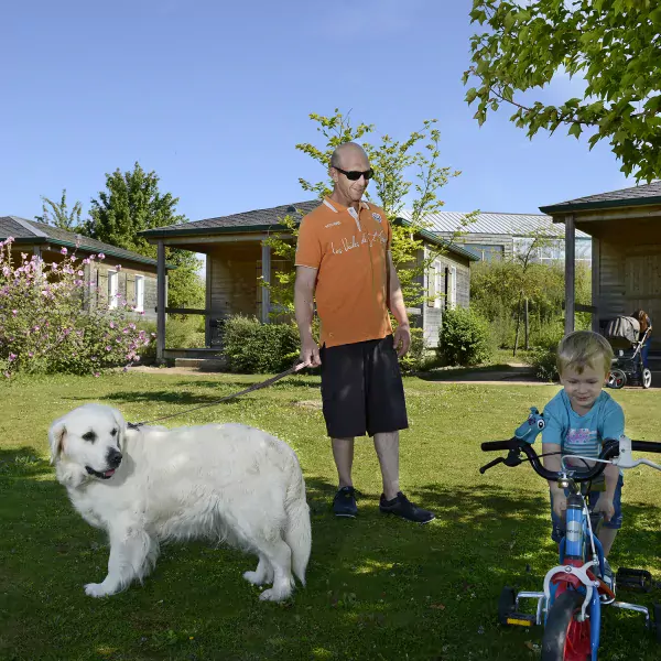 Parc-de-loisirs-et-camping-de-Lery-Poses dans le lot - animaux acceptés - EmmèneTonChien.com