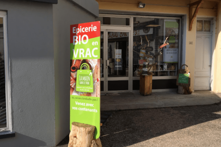 La main dans le vrac – photo 1