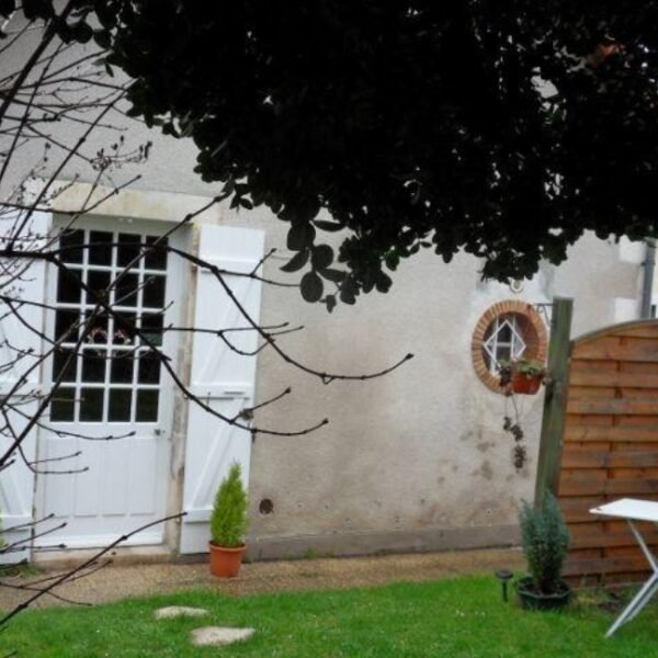 Jardin des Gîtes La Maison d'Anna, la Maison d'Auriane, la Maison côté Marais à Bourges en Berry dans le Cher en Centre Val de Loire