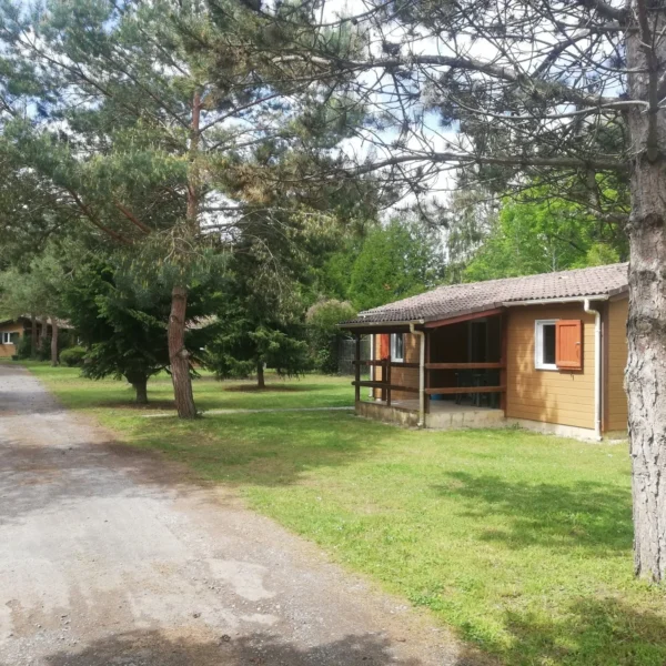 Chalet du Village de Gîtes Au Soleil de Picardie dans les Hauts-de-France à Vailly sur Aisne