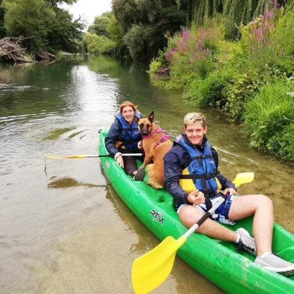 Cani Kayak proche du Village de Gîtes Au Soleil de Picardie dans les Hauts-de-France à Vailly sur Aisne