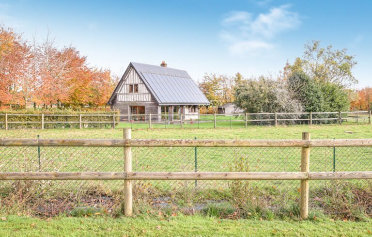 Gîte Pomme Cannelle en Normandie à Hattenville en Seine Maritime sur son terrain clos