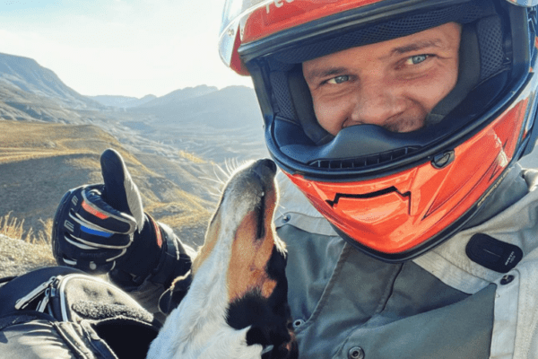 Entdecken Sie Marokko mit Ihrem Hund bei einem Motorrad-Roadtrip