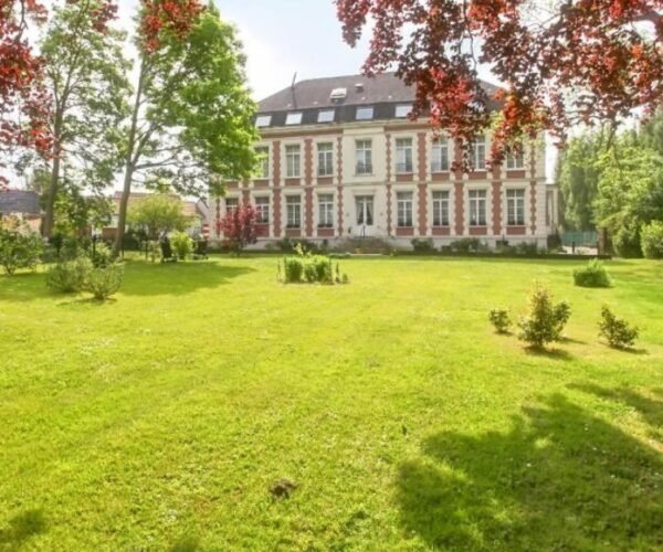 Château de Moulin-Le-Comte