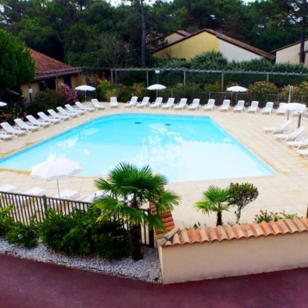 piscine du village vacances VVF Soulac sur Mer, animaux acceptés, vac