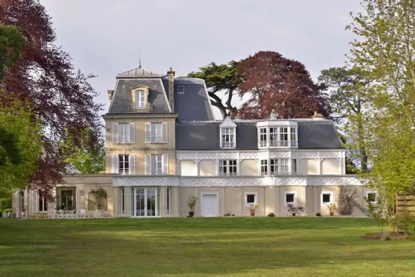 Hôtel Château La Chenevière