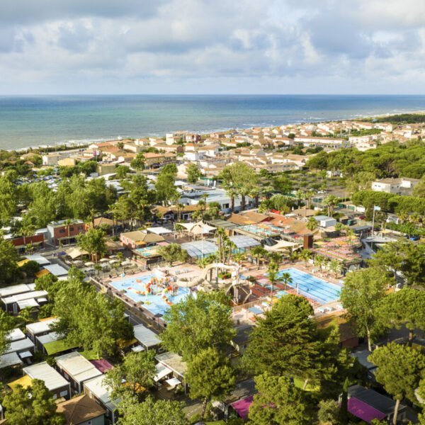 Camping Sunelia Les Sablons dans l'Hérault à Portiragnes au bord de la Méditerranée en Occitanie