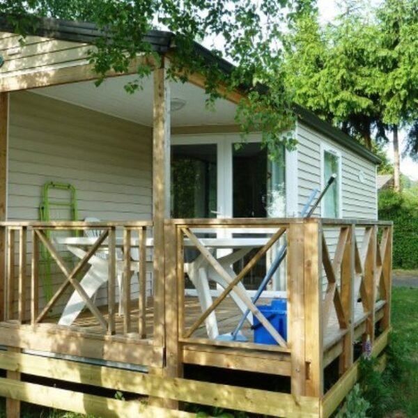 Mobil Home du Camping Les Dômes dans le Puy de Dôme en Auvergne près de Clermont Ferrand