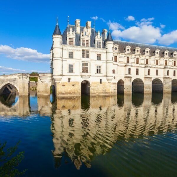 Châteaux de la Loire proches du Comfort Hôtel Orléans Saran dans le Centre Val de Loire