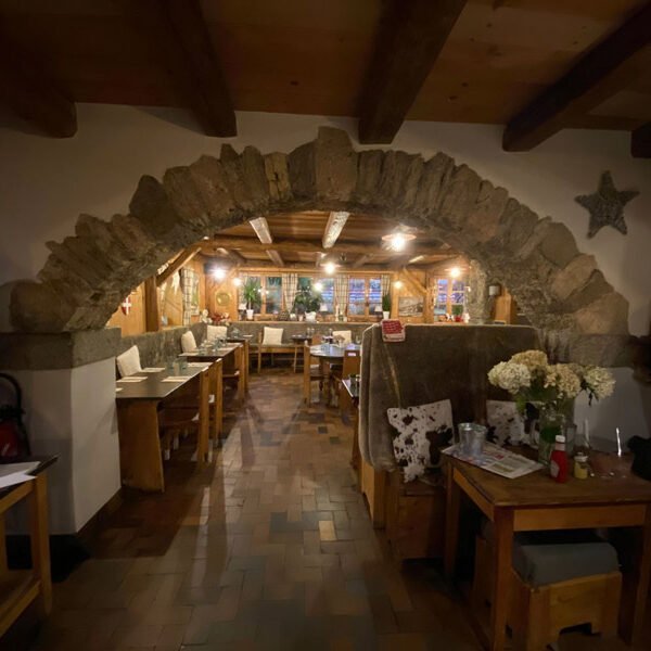 Salle de Restaurant de l'Hôtel Le Coin Savoyard à Combloux en Haute Savoie près du Mont Blanc