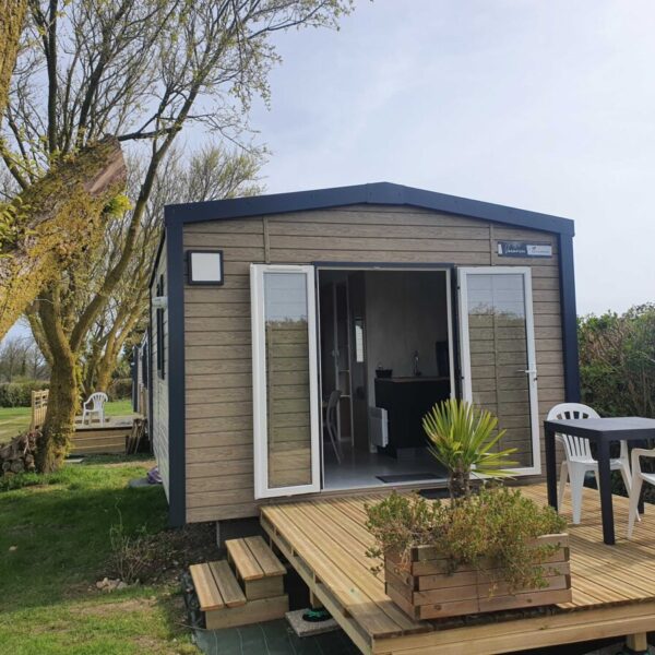 Mobil Home du Camping La Ferme Du Bord de Mer dans le Cotentin au bord de la Manche en Normandie