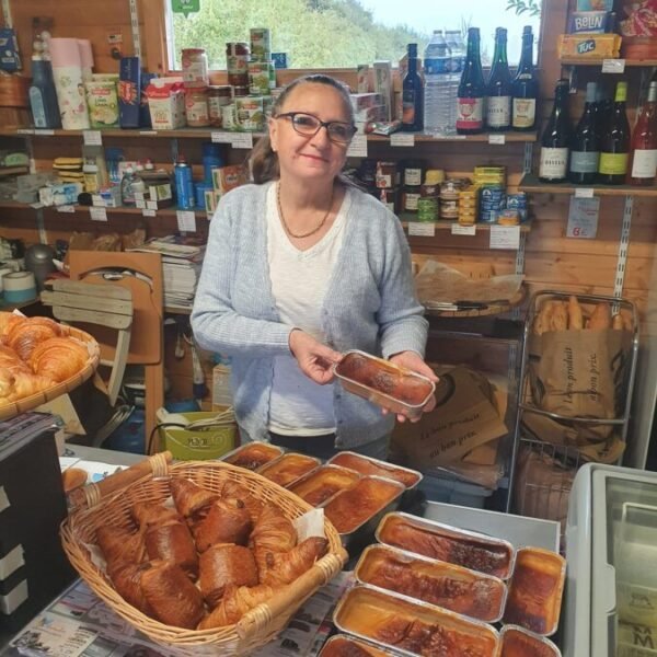 Cuisine maison et petite épicerie au Camping La Ferme Du Bord de Mer dans le Cotentin au bord de la Manche en Normandie