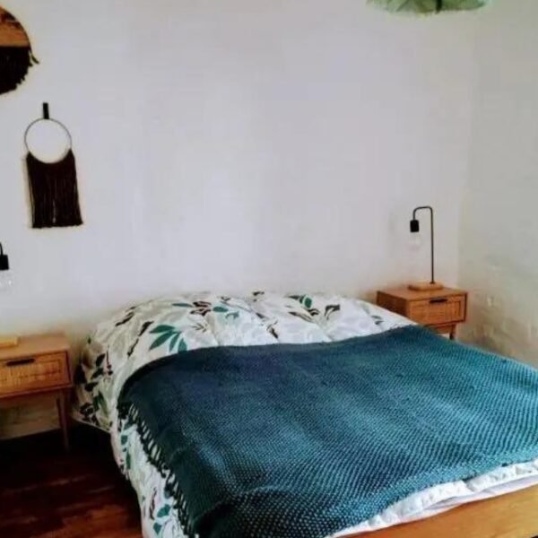Chambre double du Gîte Kêr Kakisse en Bretagne à Josselin dans le Morbihan proche de Brocéliande