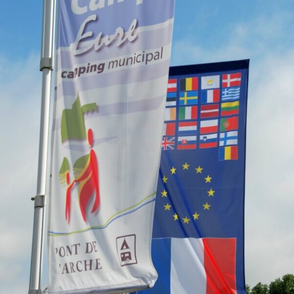 Accueil du Camping Municipal Camp'Eure à Pont de l'Arche en Normandie dans l'Eure