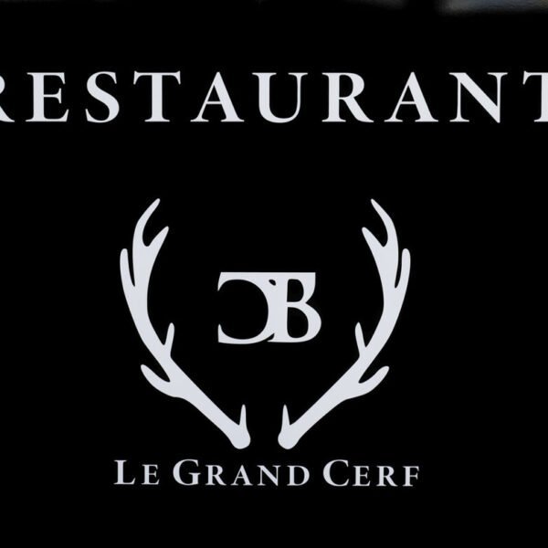 l'Hôtel Restaurant Le Grand Cerf à Nonancourt près de Dreux dans l'Eure en Normandie