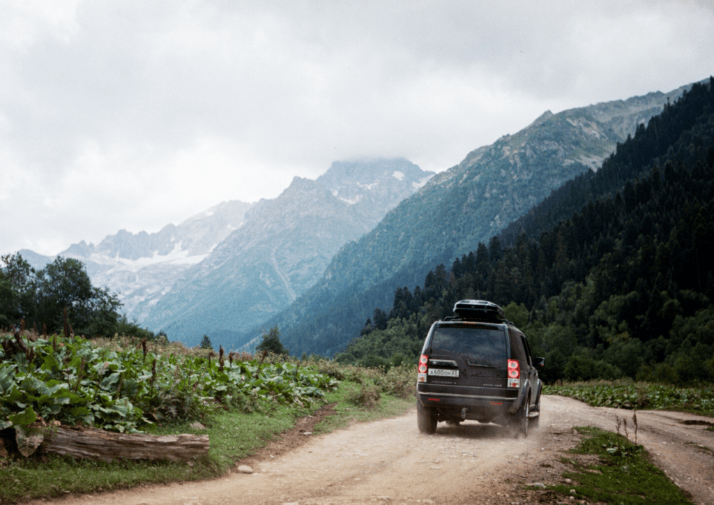 une grande voiture est indispensable pour un road-trip de la Bretagne à l'Italie avec un bébé et un chien