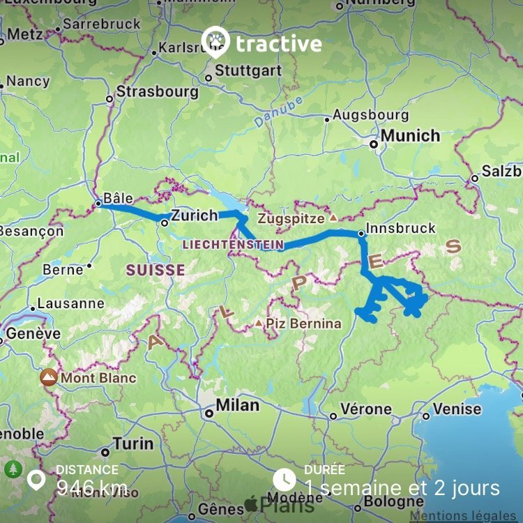 Trace GPS du road-trip en famille avec un chien d'un couple avec un bébé