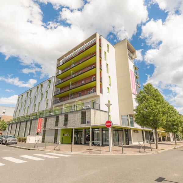 La façade de l'Appart'City Confort Tours *** à Tours en Indre-et-Loire dans le Centre-Val-de-Loire