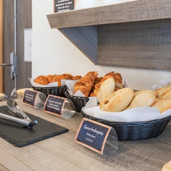 Petit déjeuner à l'Appart'City Confort Perpignan Centre Gare dans les Pyrénées Orientales en Occitanie