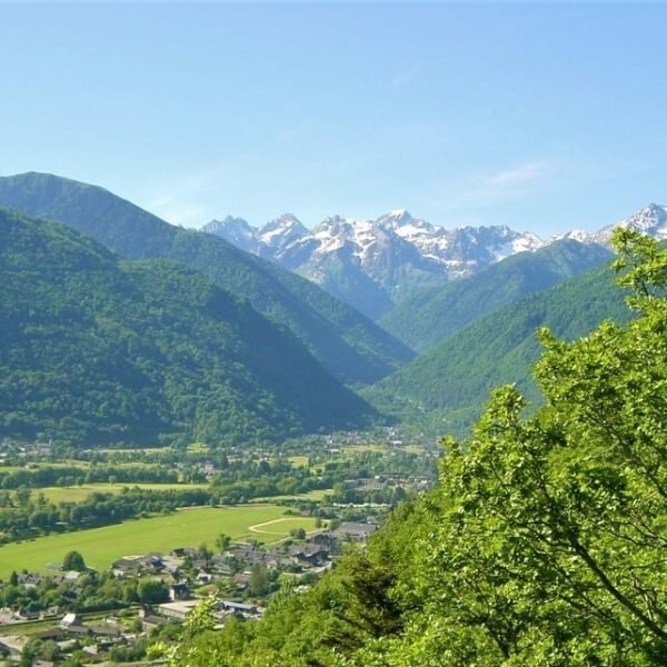 Les paysages des Pyrénées au Camping Pradelongue à Bagnères-de-Luchon en Haute-Garonne en Occitanie