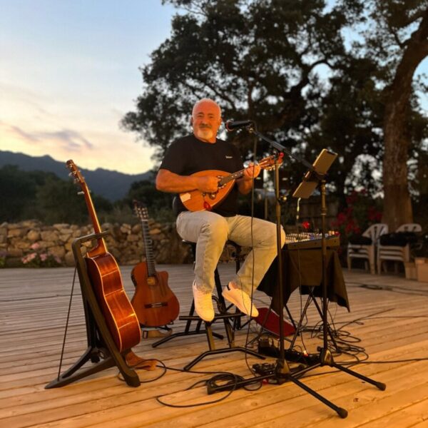 Musique live et acoustique au Camping Porto-Vecchio en Corse-du-Sud