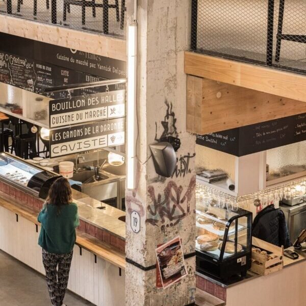 Le bar du rooftop du Sangha Hôtel Toulouse à Toulouse en Haute-Garonne en Occitanie