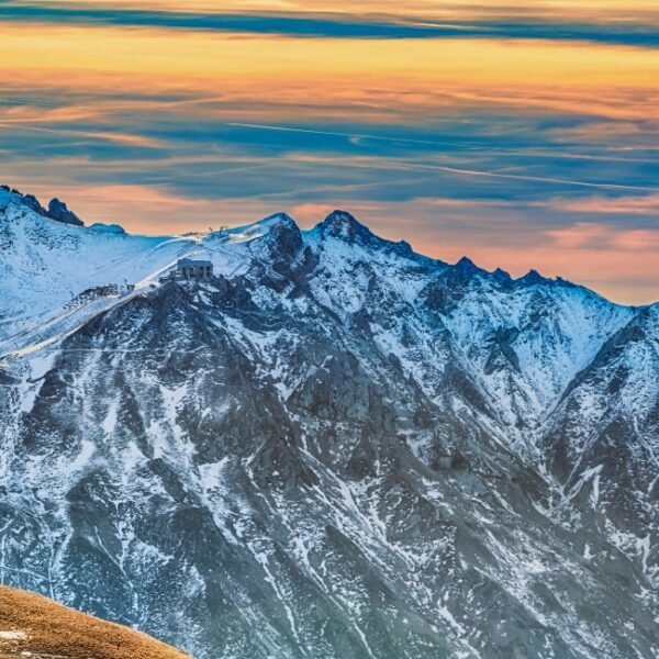 Paysage de montagne enneigée proche des Gîtes des 5 Chemins dans le massif du Sancy dans le Puy de Dôme en Auvergne