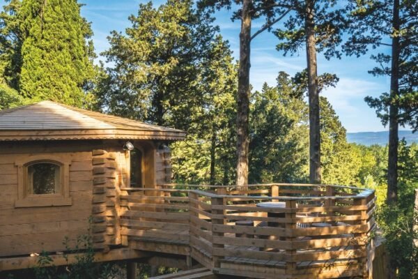 Les Cabanes dans les Bois 3*