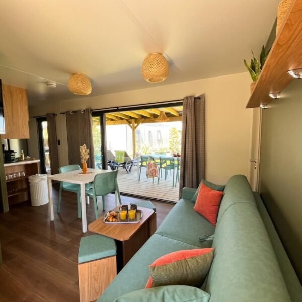Cottage Premium au Camping La Petite Camargue à Aigues Mortes en Gard, Occitanie