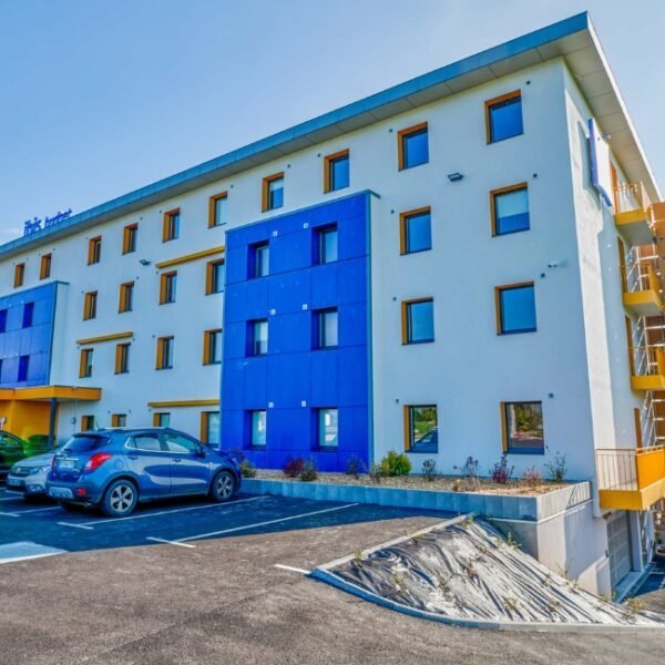 Vu exterieure de Ibis Budget Nangy Annemasse à Nangy en Haute Savoie, Auvergne Rhône Alpes
