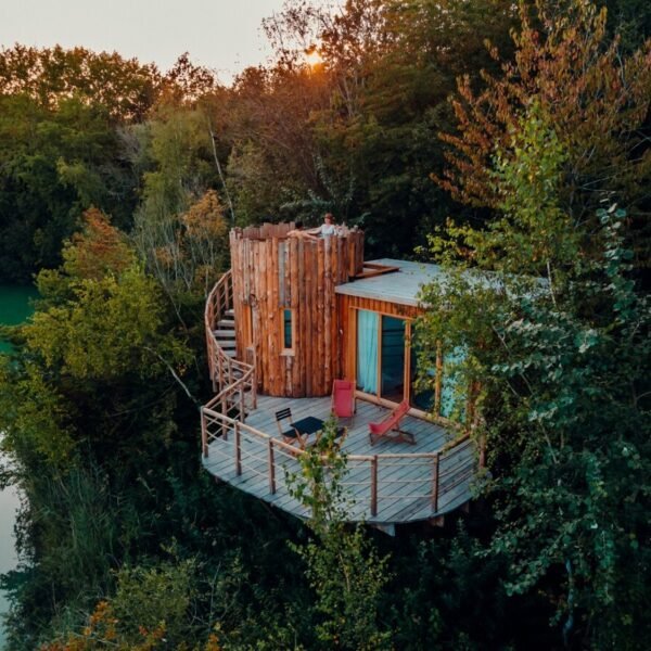 Cabane spa à Cabanes de La Réserve à Saint-Léger-aux-Bois en Oise, Hauts de France